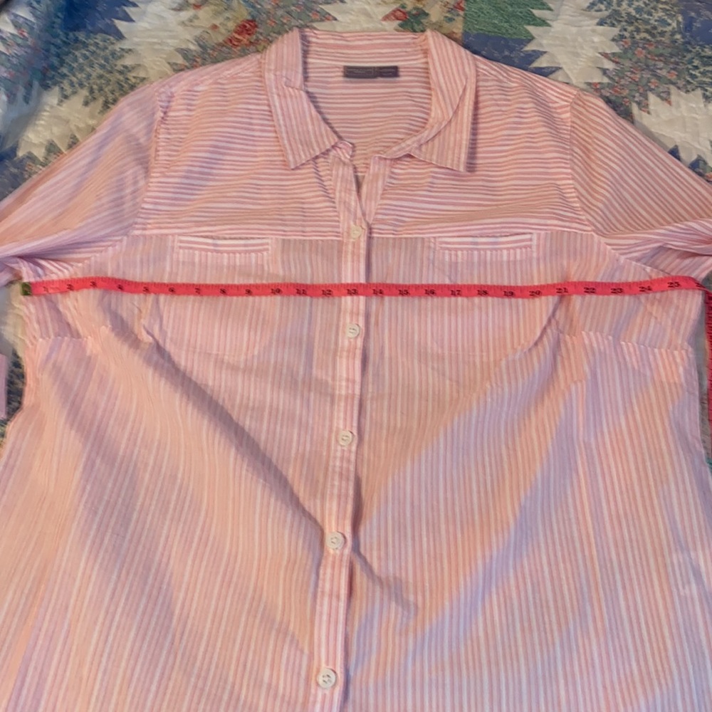 NWT cute top! - Picture 2 of 5